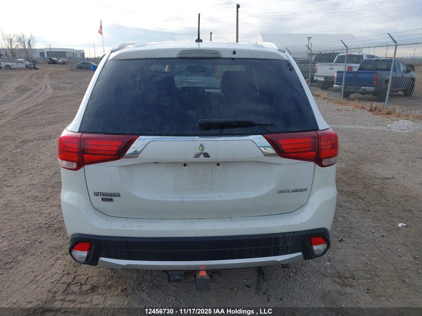 2016 Mitsubishi Outlander Es VIN: JA4AZ2A38GZ608170 Lot: 12456730