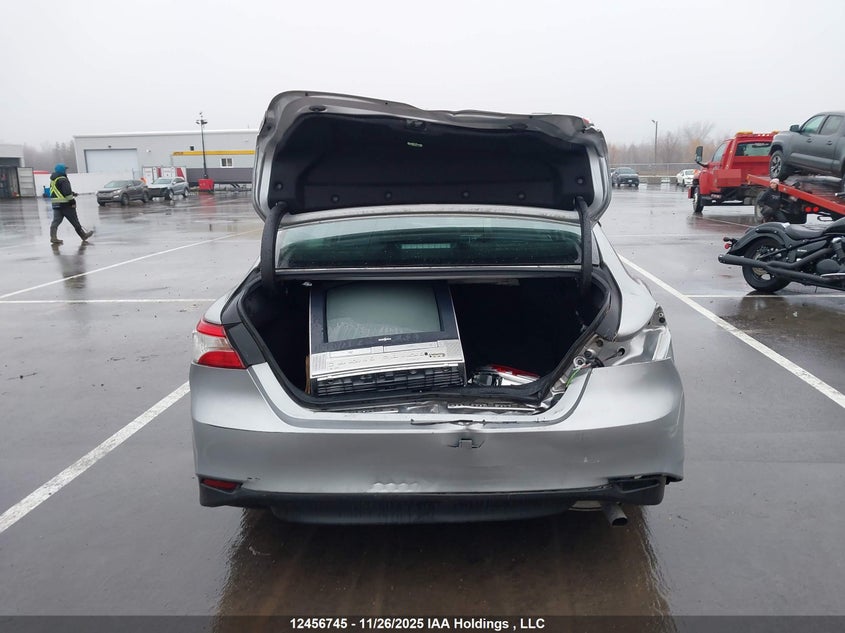 4T1B11HK2KU175889 2019 TOYOTA CAMRY photo no. 16