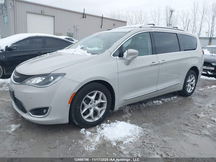 2C4RC1EGXHR591739 2017 CHRYSLER PACIFICA photo no. 2