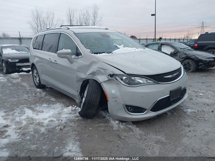 2017 Chrysler Pacifica VIN: 2C4RC1EGXHR591739 Lot: 12456756