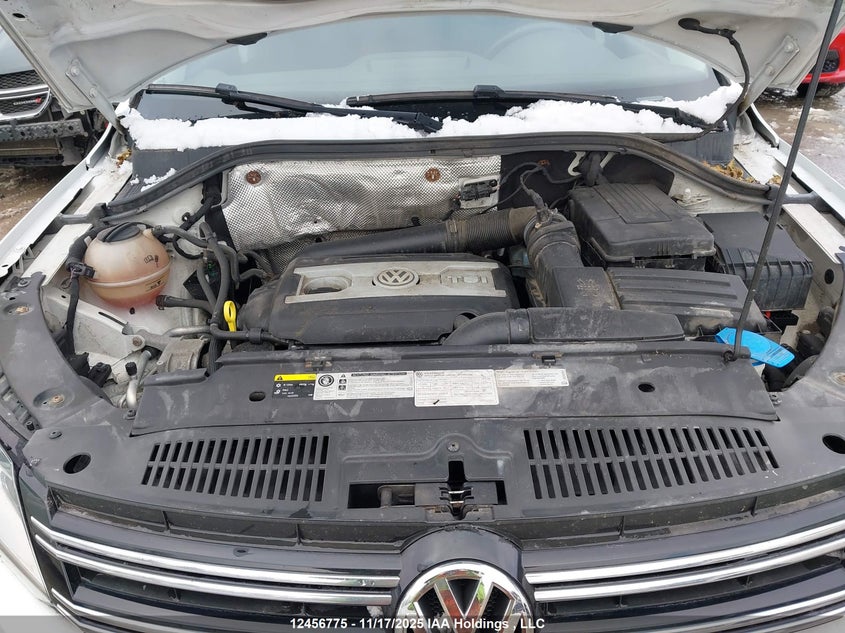 WVGKV7AX6FW520204 2015 VOLKSWAGEN TIGUAN photo no. 10