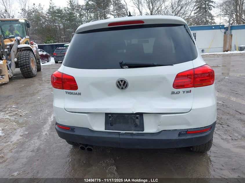 WVGKV7AX6FW520204 2015 VOLKSWAGEN TIGUAN photo no. 16