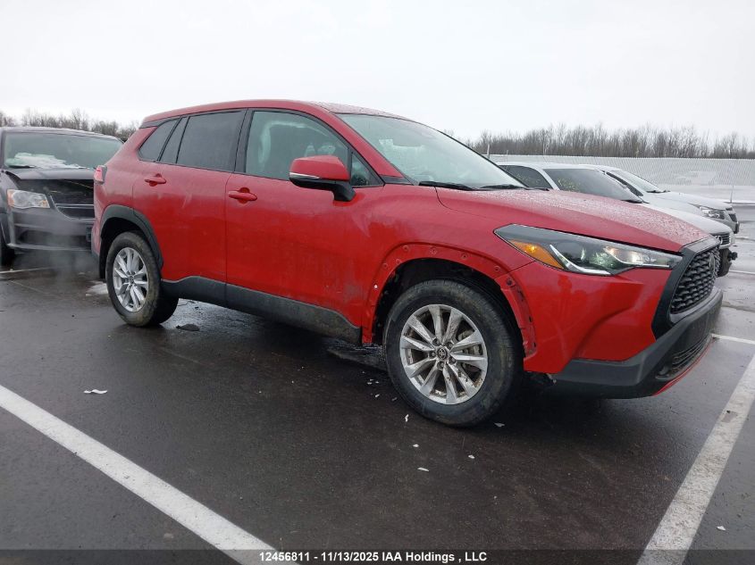 TOYOTA COROLLA CROSS LE