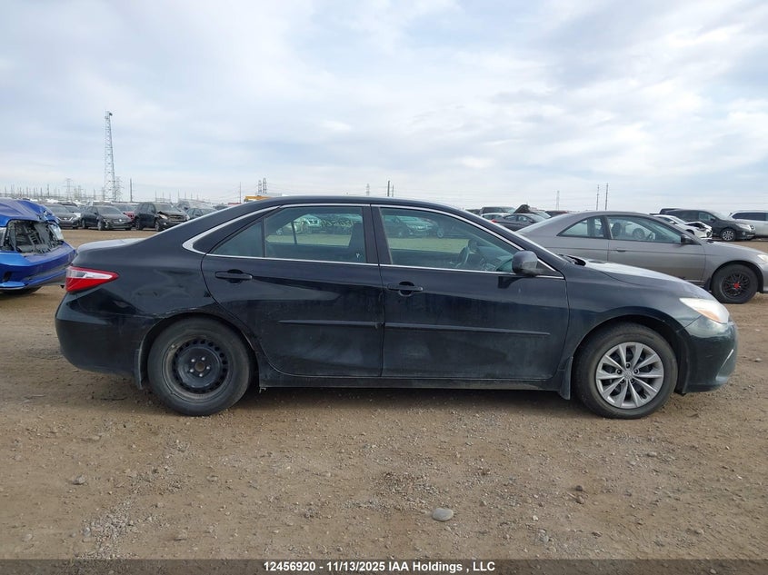 4T1BF1FK3FU060485 2015 TOYOTA CAMRY photo no. 14