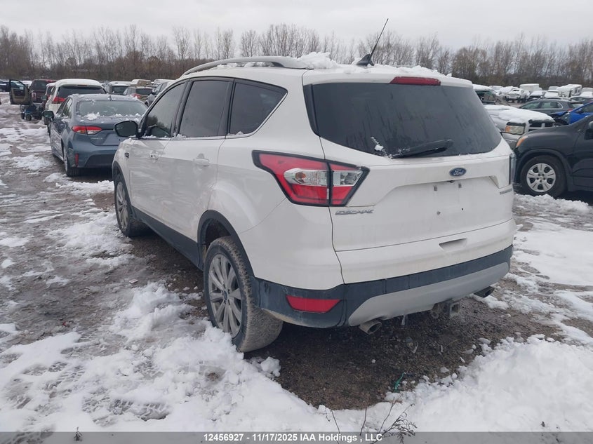 1FMCU9J96JUC64039 2018 FORD ESCAPE photo no. 3