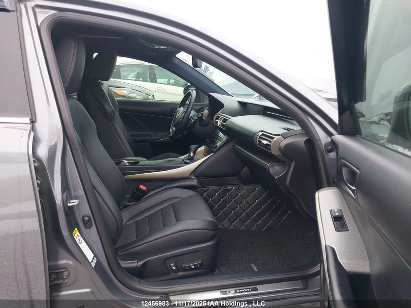 JTHCE1D2XE5002931 2014 LEXUS IS photo no. 5