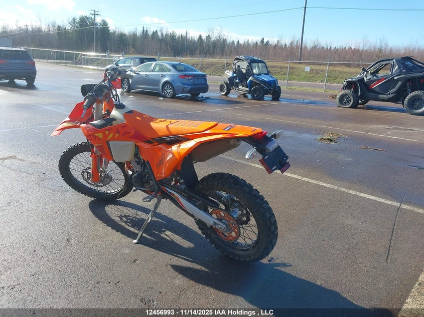 VBKEXJ408SM464178 2025 KTM  photo no. 3