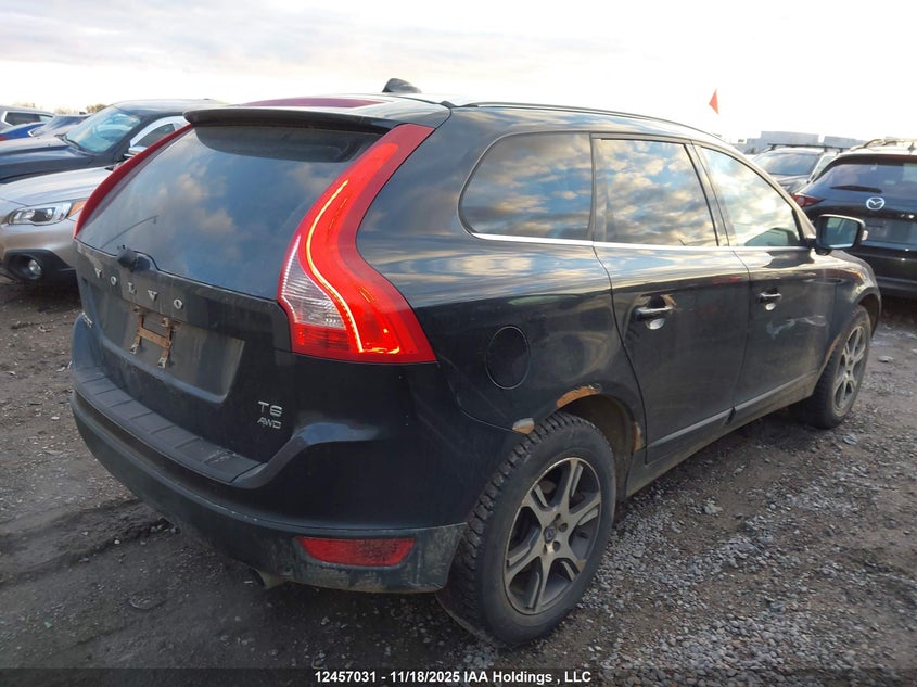 YV4902DZ2B2156170 2011 VOLVO  photo no. 4