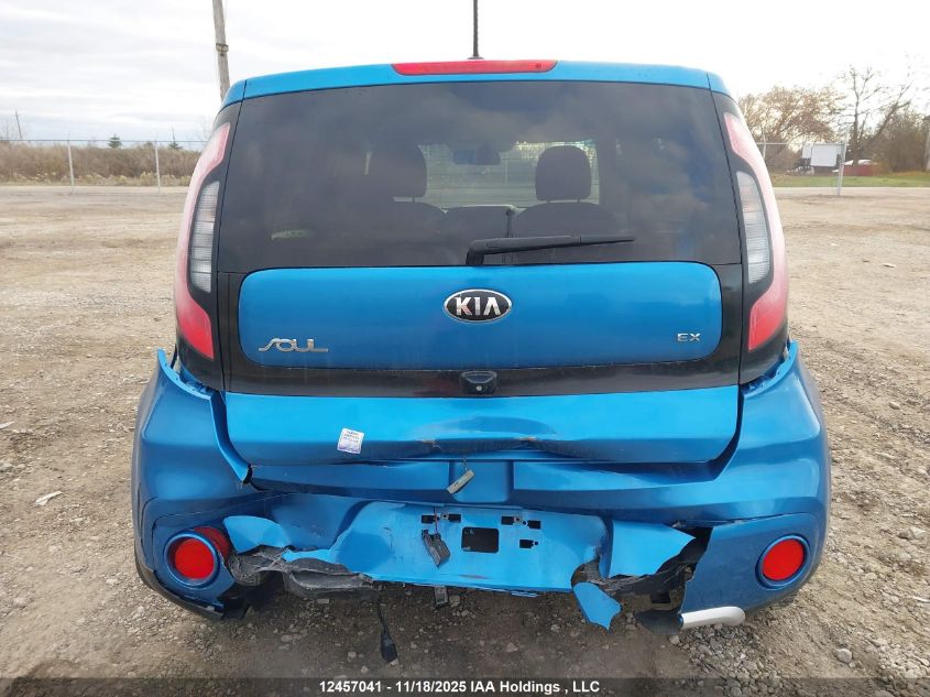 2018 Kia Soul + VIN: KNDJP3A57J7553300 Lot: 12457041