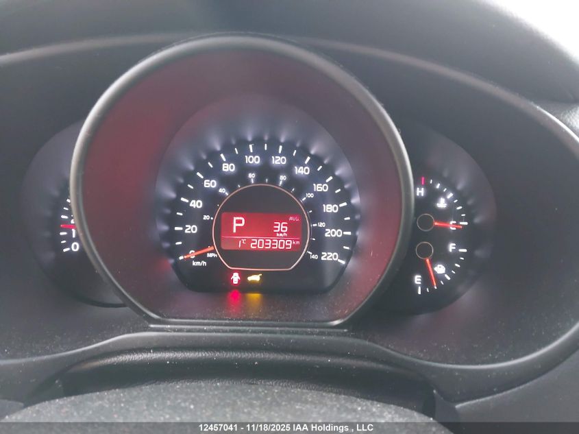 2018 Kia Soul + VIN: KNDJP3A57J7553300 Lot: 12457041