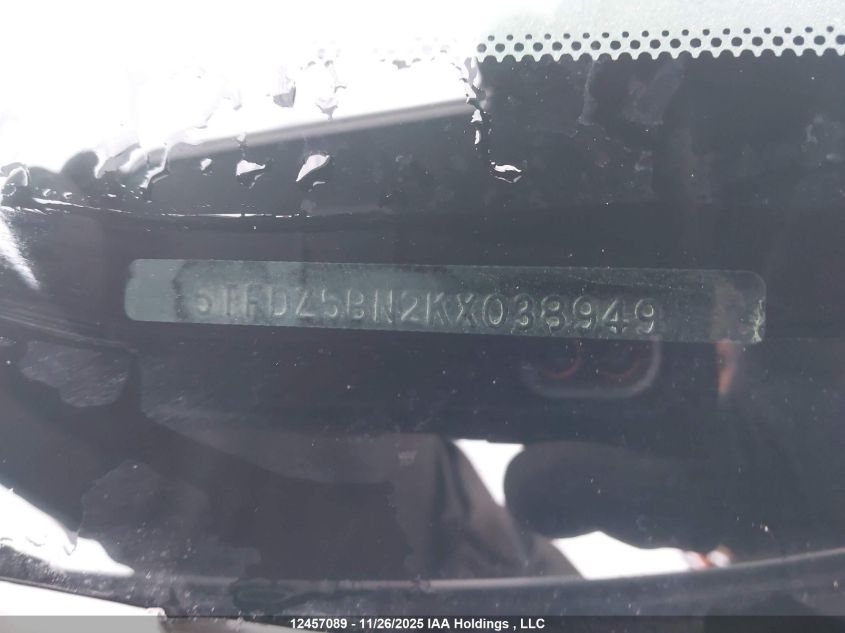 2019 Toyota Tacoma Double Cab/Sr5/Trd Sport/Trd Off Road VIN: 5TFDZ5BN2KX038949 Lot: 12457089