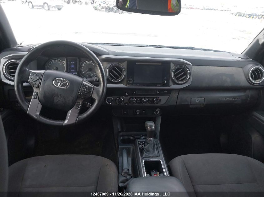 2019 Toyota Tacoma Double Cab/Sr5/Trd Sport/Trd Off Road VIN: 5TFDZ5BN2KX038949 Lot: 12457089