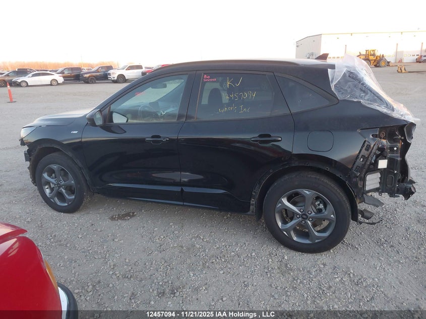 1FMCU9MZ2RUA74195 2024 FORD ESCAPE photo no. 15