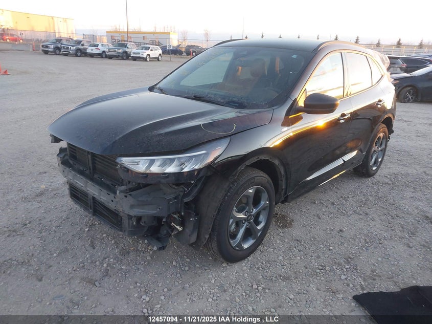 1FMCU9MZ2RUA74195 2024 FORD ESCAPE photo no. 2