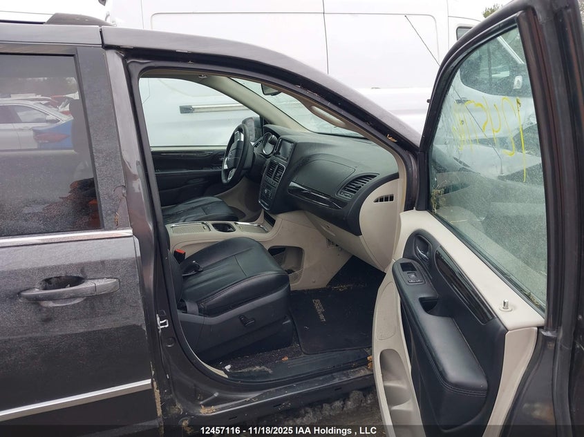 2C4RDGDG8HR606238 2017 DODGE CARAVAN photo no. 5