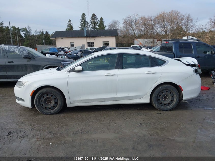 1C3CCCFB7FN609309 2015 CHRYSLER 200 photo no. 15
