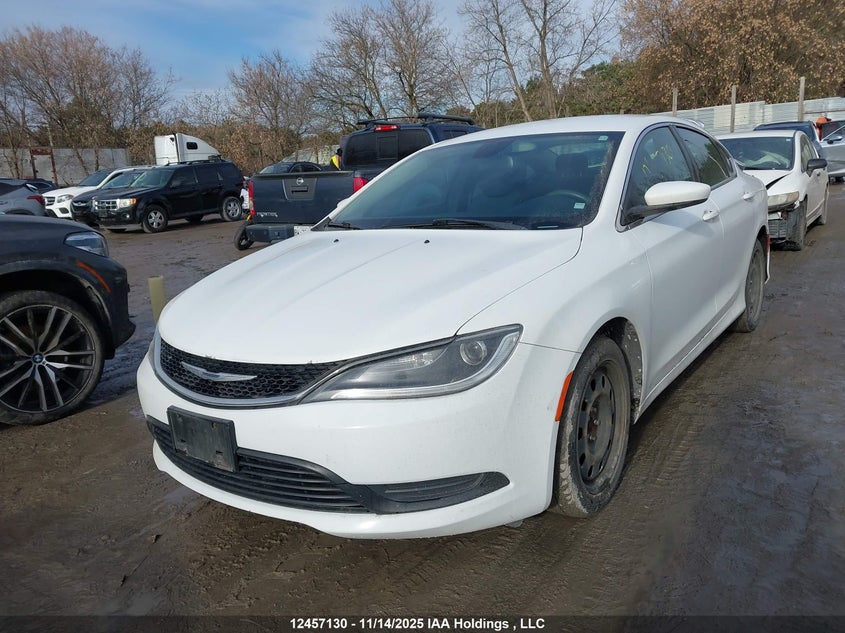 1C3CCCFB7FN609309 2015 CHRYSLER 200 photo no. 2