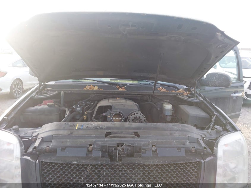 2011 GMC Yukon Xl 1500 Denali VIN: 1GKS2MEF8BR206967 Lot: 12457134