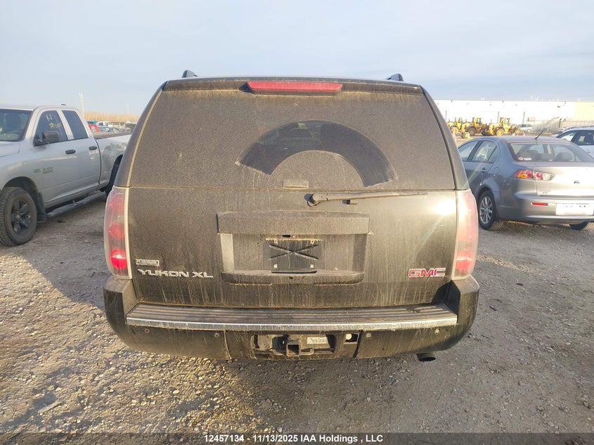 2011 GMC Yukon Xl 1500 Denali VIN: 1GKS2MEF8BR206967 Lot: 12457134