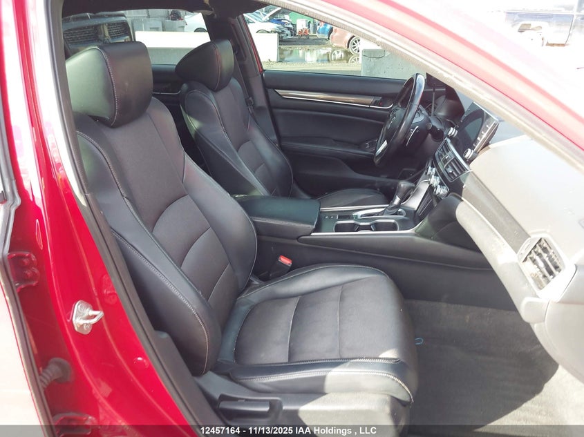 1HGCV1F35JA800599 2018 HONDA ACCORD photo no. 5