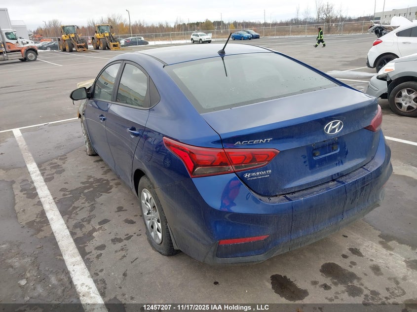 3KPC24A37JE005342 2018 HYUNDAI ACCENT photo no. 3