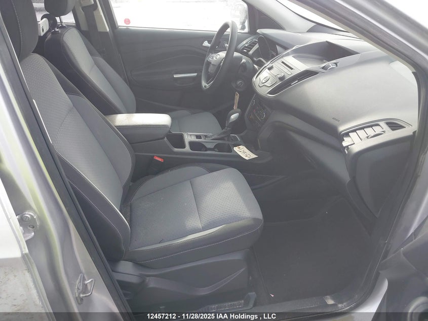 1FMCU9GD3JUC51048 2018 FORD ESCAPE photo no. 5