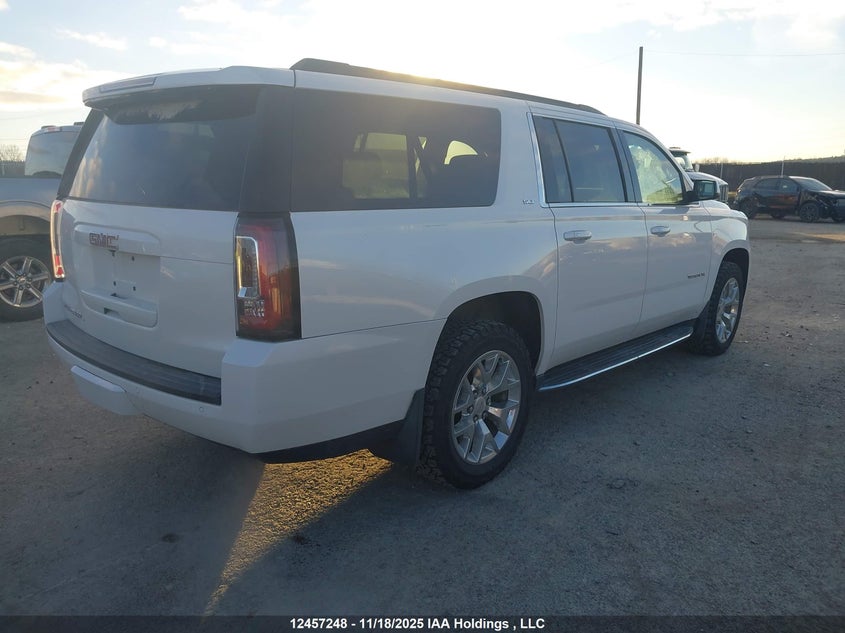 1GKS2GKC1HR223288 2017 GMC YUKON photo no. 4