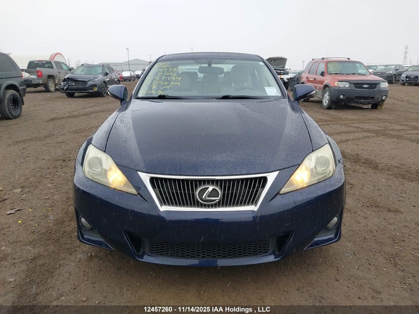 JTHCF5C26B5047494 2011 LEXUS IS photo no. 13