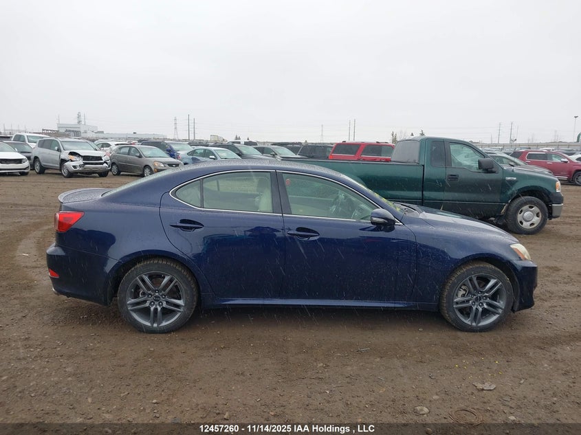 JTHCF5C26B5047494 2011 LEXUS IS photo no. 14