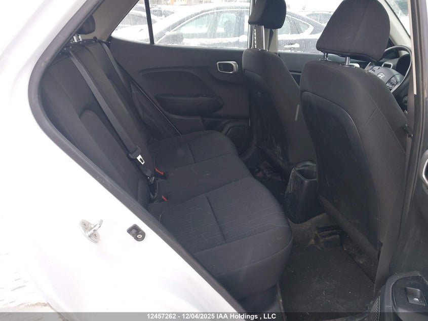KMHRB8A34MU108978 2021 HYUNDAI VENUE photo no. 8