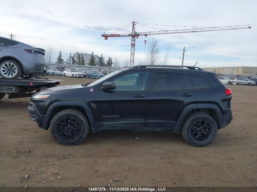 2015 Jeep Cherokee Trailhawk VIN: 1C4PJMBSXFW662000 Lot: 12457276