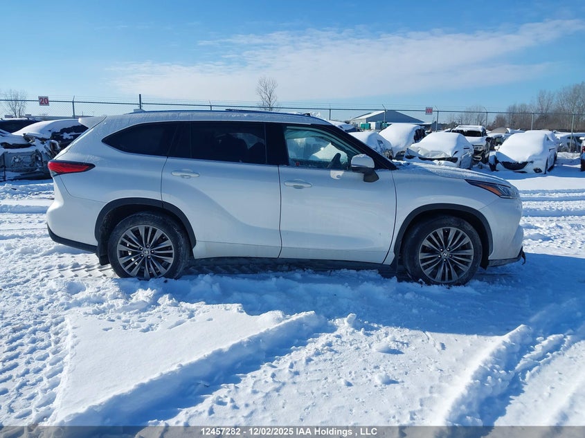 5TDFZRBH9MS122382 2021 TOYOTA HIGHLANDER photo no. 14