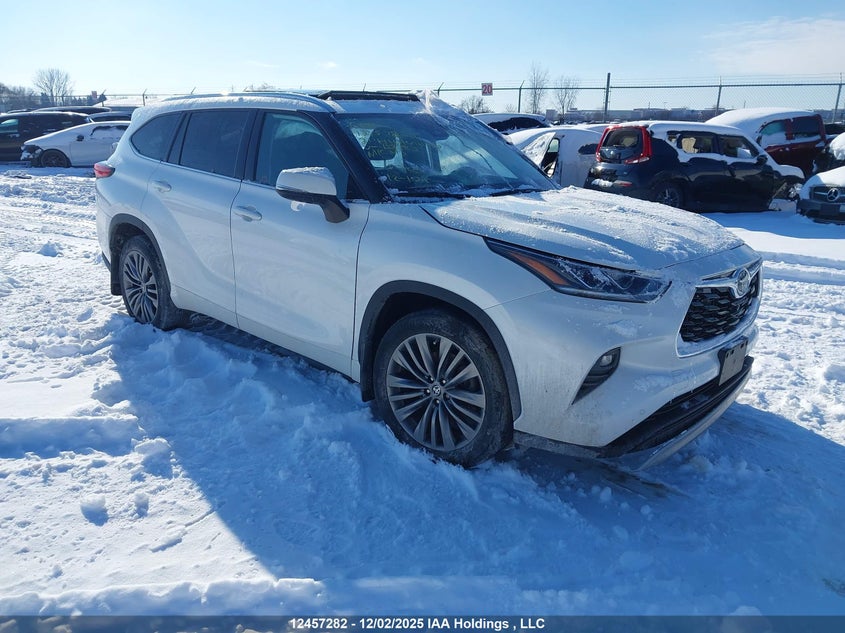 5TDFZRBH9MS122382 2021 TOYOTA HIGHLANDER photo no. 8