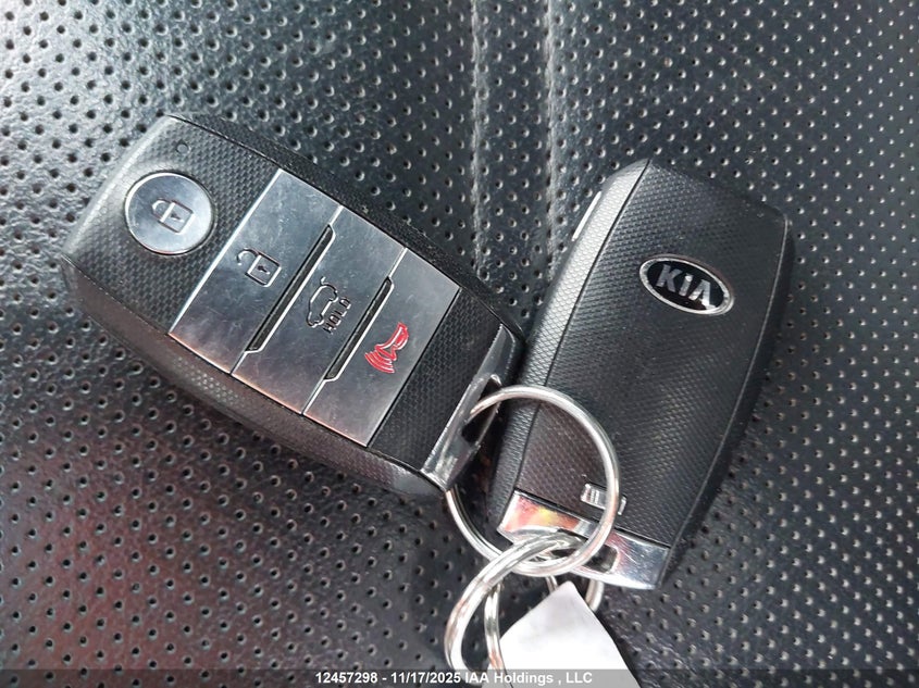 5XYPKDA57KG606659 2019 KIA SORENTO photo no. 11