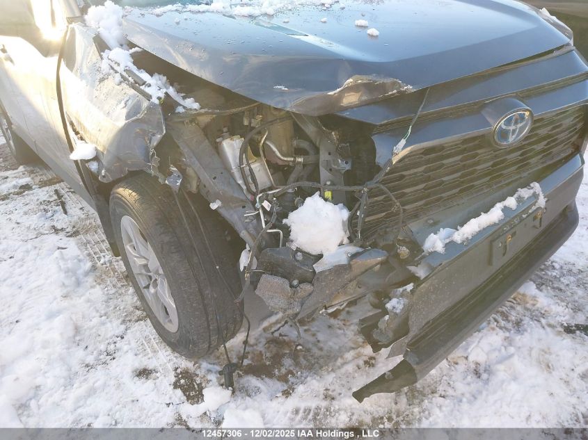 2022 Toyota Rav4 Xle VIN: 2T3RWRFV9NW135025 Lot: 12457306