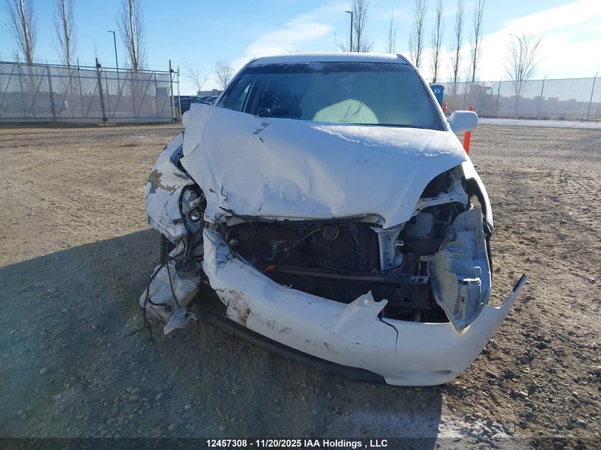 2005 Toyota Matrix Wagon VIN: 2T1KR32E85C915281 Lot: 12457308