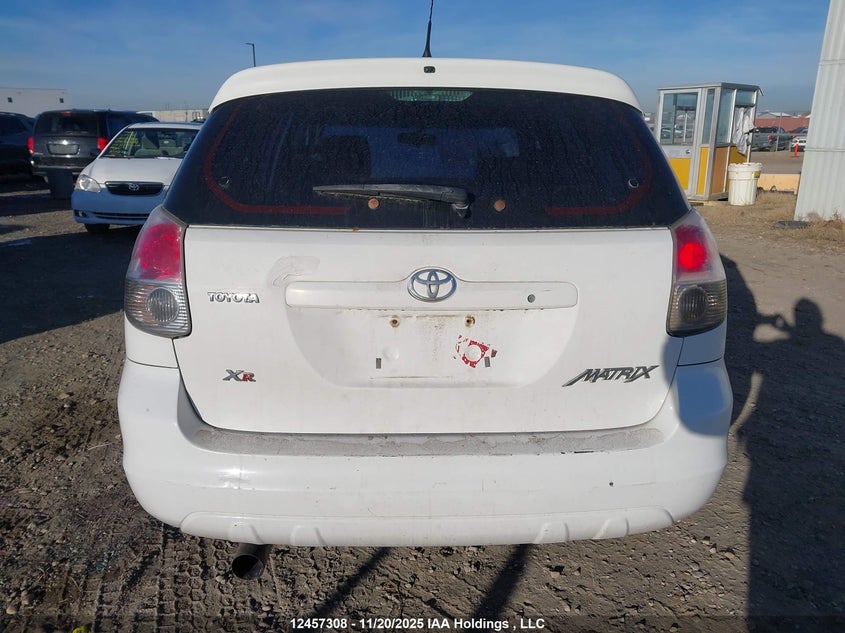 2005 Toyota Matrix Wagon VIN: 2T1KR32E85C915281 Lot: 12457308