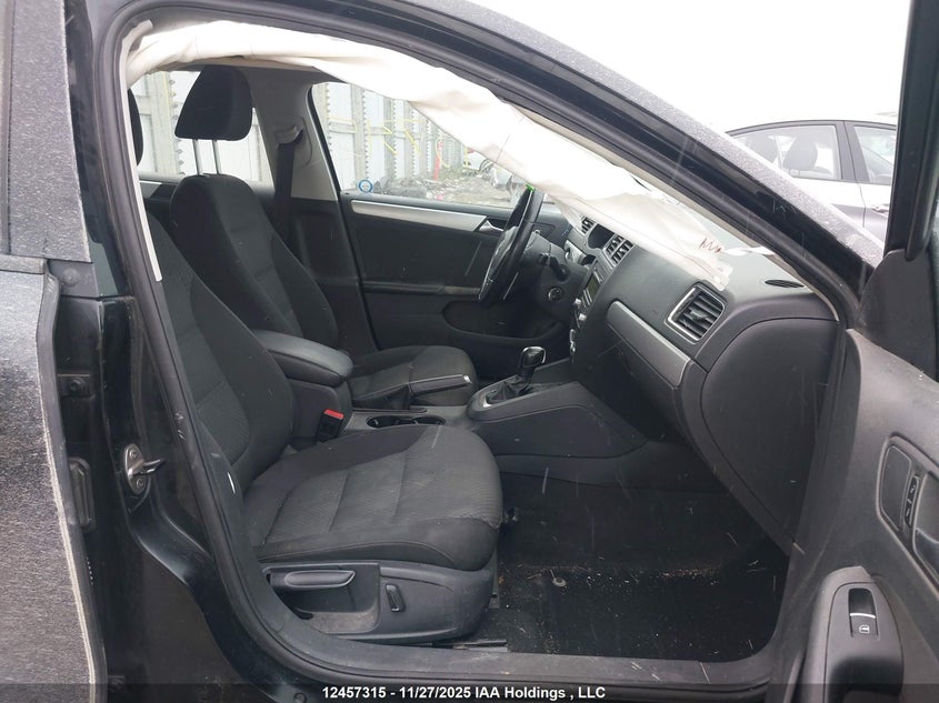 3VWDK7AJ9DM415152 2013 VOLKSWAGEN JETTA photo no. 5