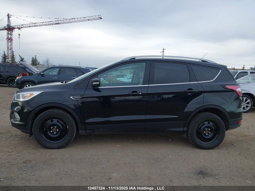 1FMCU9J99HUD46003 2017 FORD ESCAPE photo no. 15