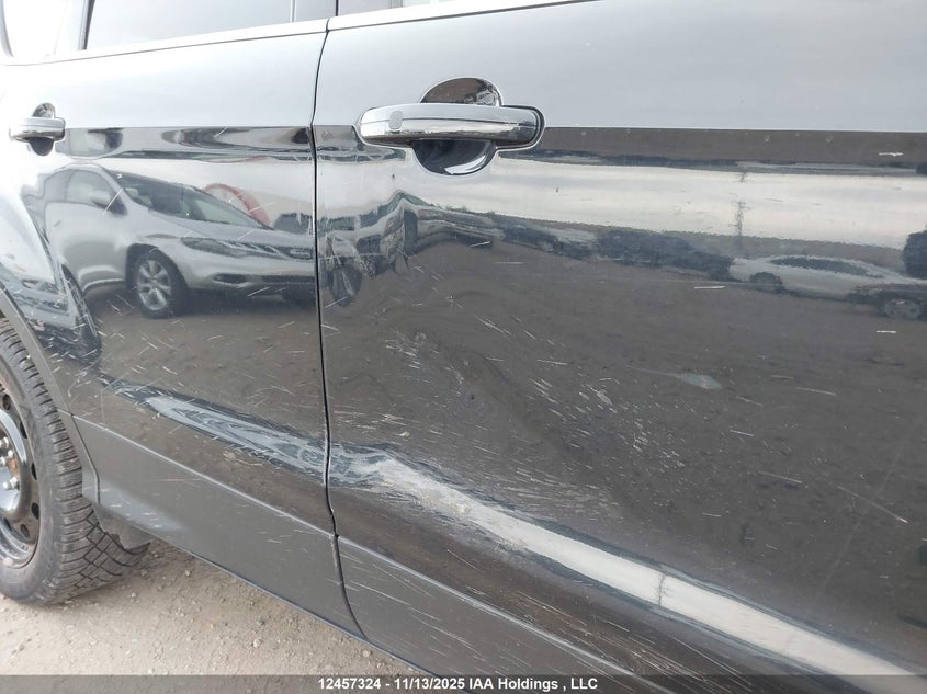 1FMCU9J99HUD46003 2017 FORD ESCAPE photo no. 19