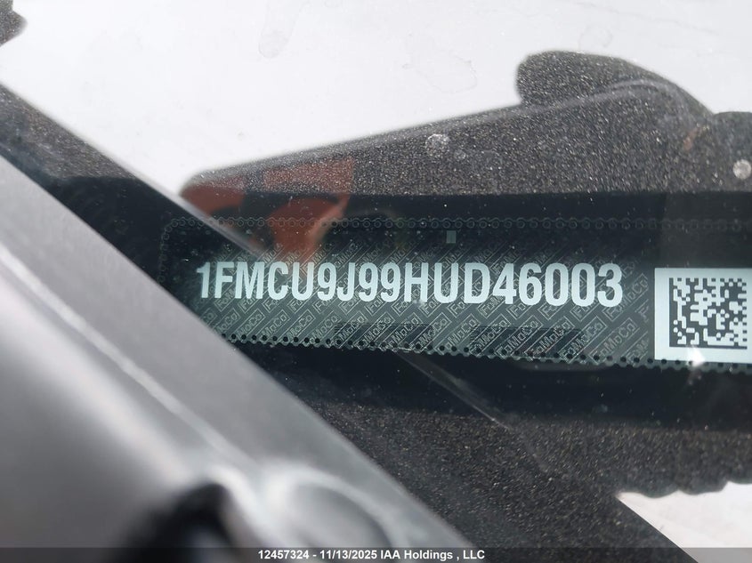 1FMCU9J99HUD46003 2017 FORD ESCAPE photo no. 20
