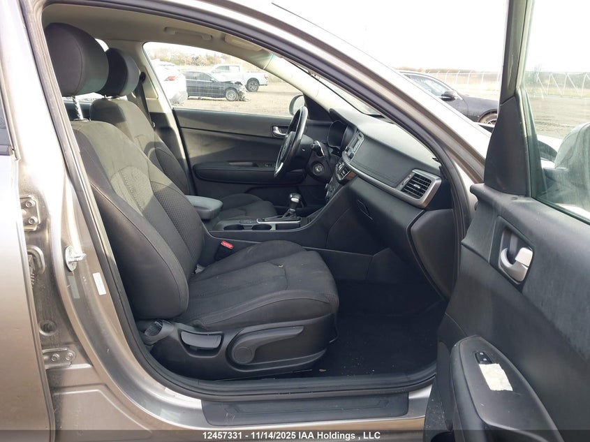 5XXGT4L34JG180361 2018 KIA OPTIMA photo no. 5