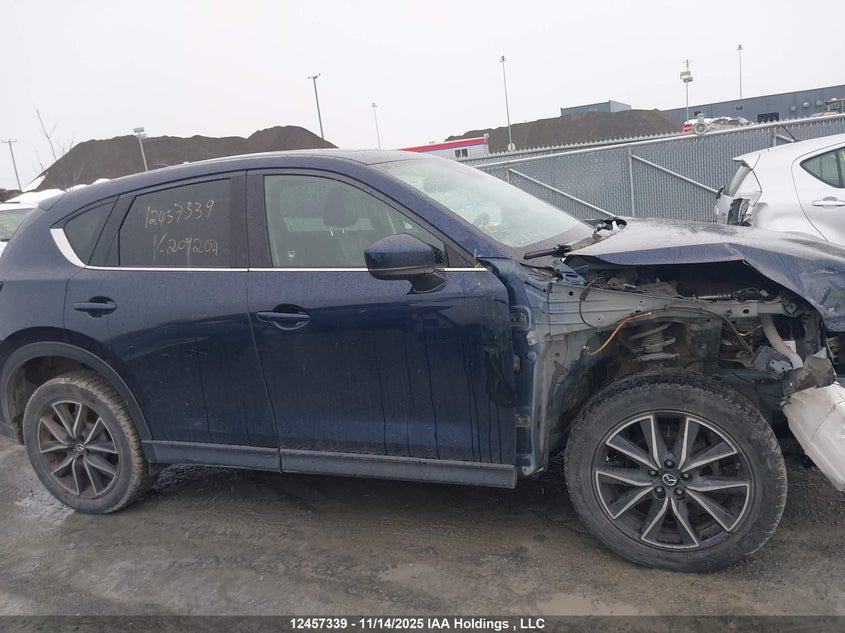 2017 Mazda Cx-5 Grand Touring VIN: JM3KFBDLXH0209207 Lot: 12457339