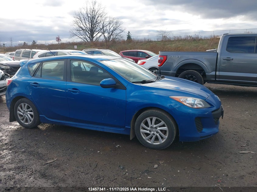 2012 Mazda Mazda3 Hatchback VIN: JM1BL1L72C1670064 Lot: 12457341