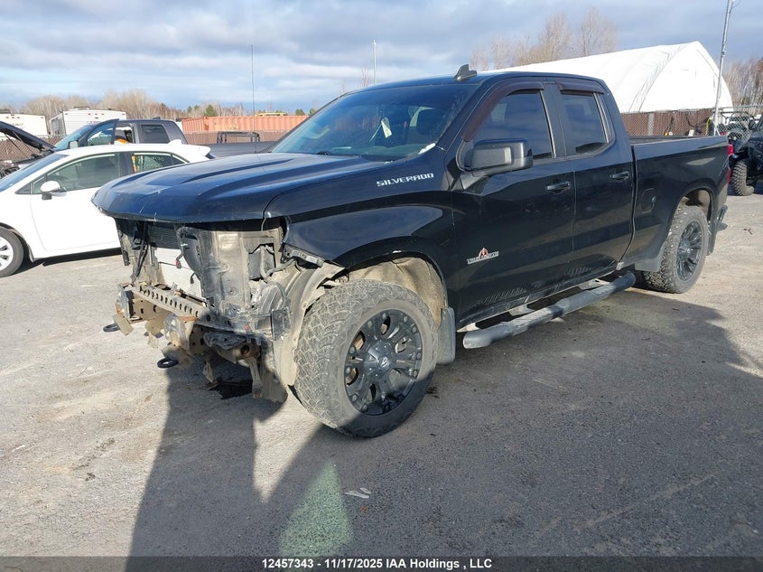 1GCRYEED2KZ318550 2019 CHEVROLET SILVERADO photo no. 2