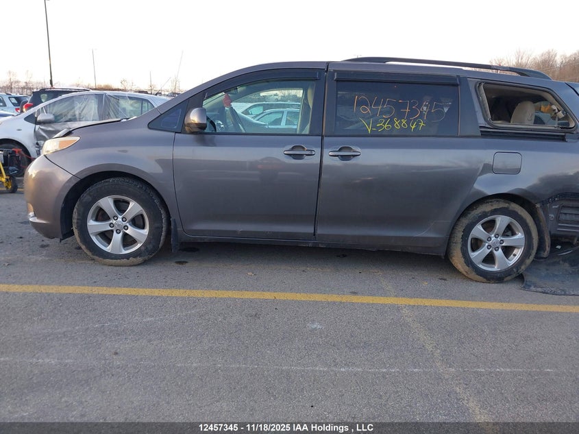 5TDKK3DC5DS368847 2013 TOYOTA SIENNA photo no. 14