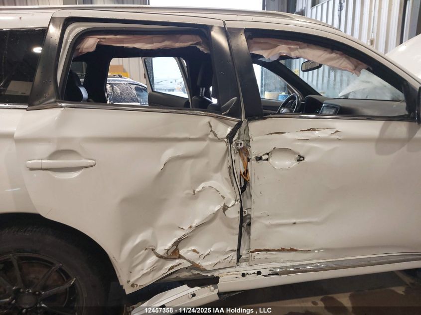 2022 Mitsubishi Outlander Sel/Le/Gt VIN: JA4J2VA76NZ608979 Lot: 12457358