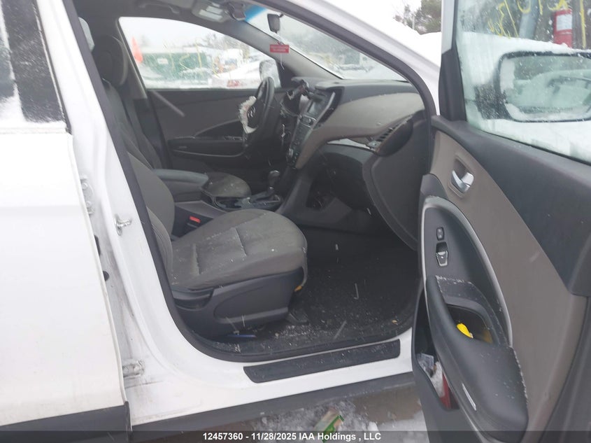 5XYZTDLB2JG521557 2018 HYUNDAI SANTA FE photo no. 5