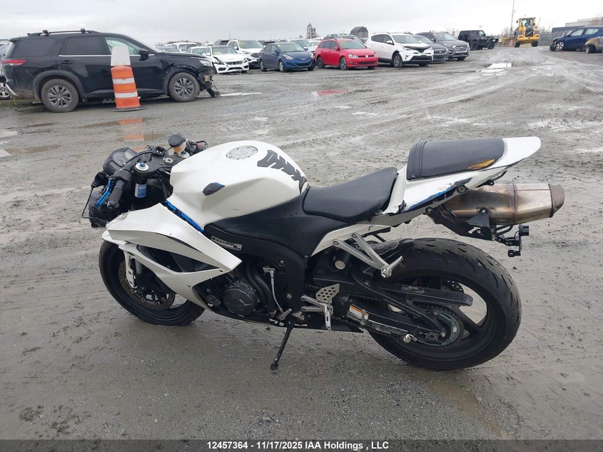 JH2PC40217M000355 2007 HONDA CBR photo no. 13