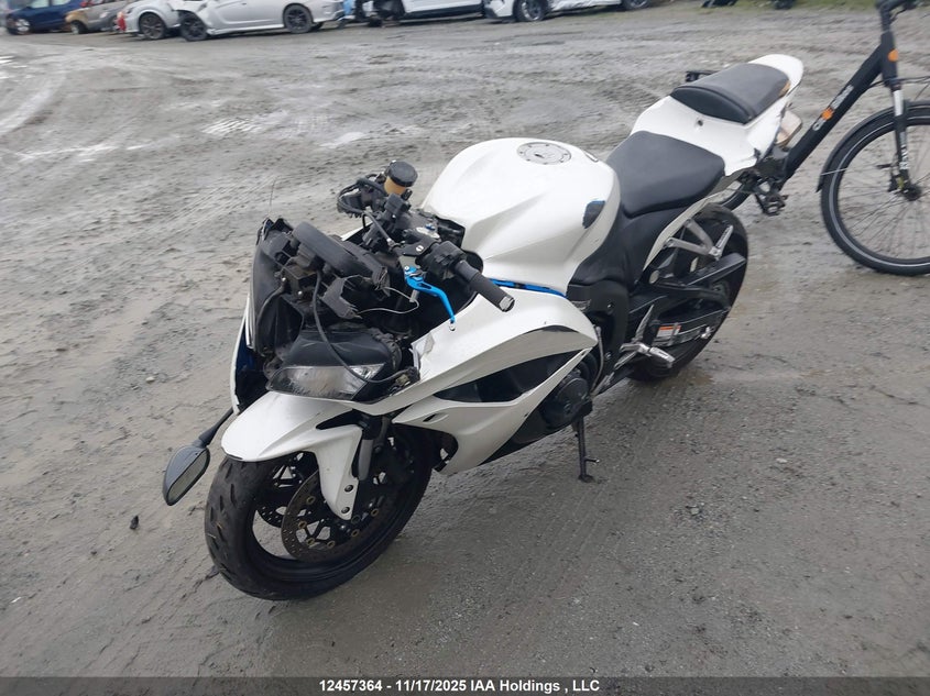 JH2PC40217M000355 2007 HONDA CBR photo no. 2